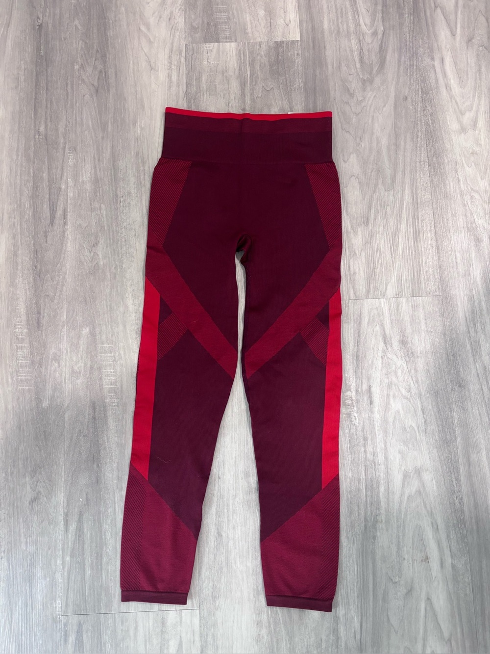 PINK Victoria's Secret Kids Burgundy and Red Seamless Active Leggings